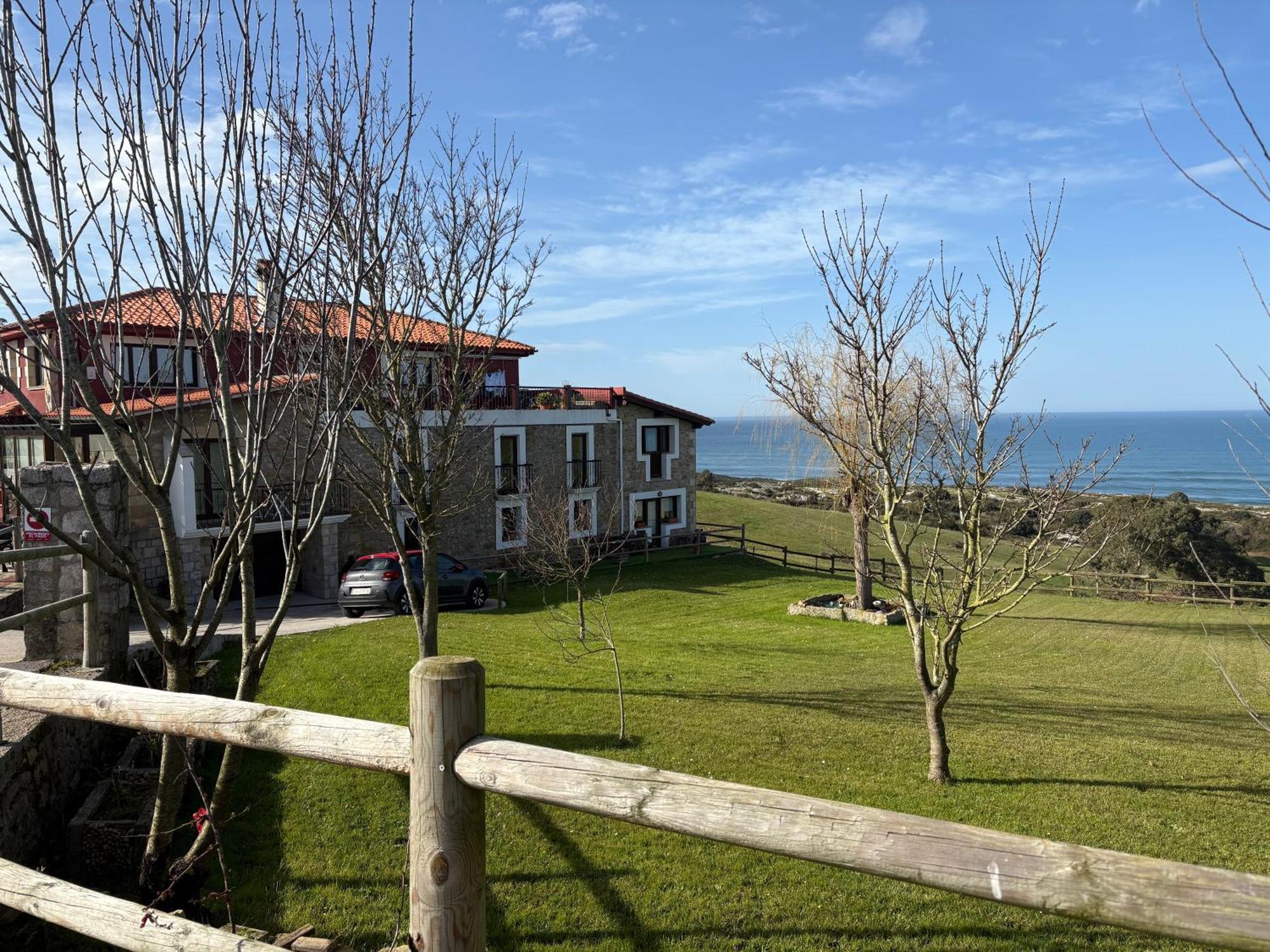 Posada Punta Linera San Vicente De La Barquera Exteriör bild